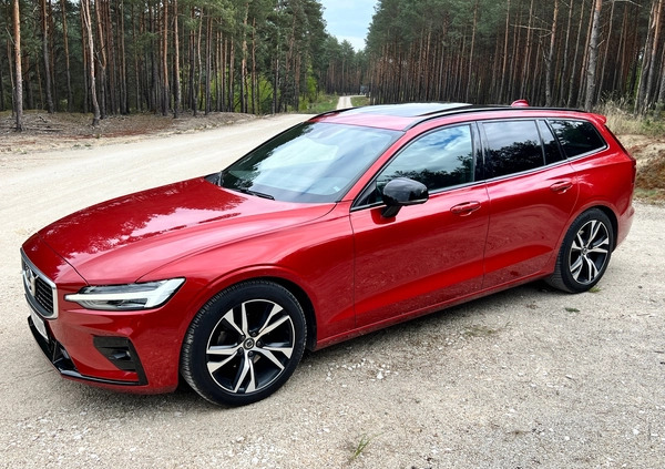 Volvo V60 cena 129000 przebieg: 57000, rok produkcji 2019 z Tuczno małe 781